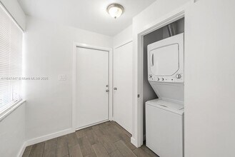 1604 SW 9th St in Miami, FL - Building Photo - Building Photo