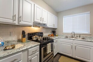 Gleneagle Apartment Homes