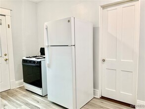 420 Skillen St in Buffalo, NY - Building Photo - Building Photo