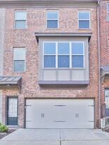1147 Laurel Valley Ct in Buford, GA - Building Photo