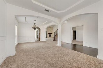 1652 Scarlet Crown Dr in Fort Worth, TX - Building Photo - Building Photo