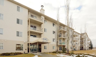 4700 43rd Ave in Stony Plain, AB - Building Photo