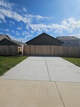 190 Sormonne Lp in Kyle, TX - Building Photo - Building Photo