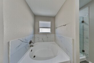 20911 Hazy Bluff Ct in Katy, TX - Building Photo - Building Photo