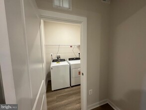 13409 Petrel St in Clarksburg, MD - Building Photo - Building Photo