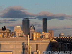 55 Brighton Ave in Boston, MA - Foto de edificio - Building Photo