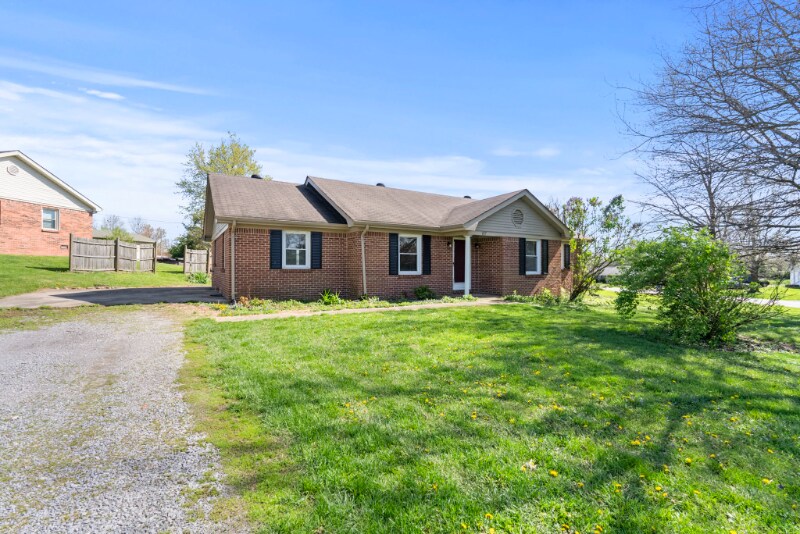 157 Southern Dr in Perryville, KY - Building Photo