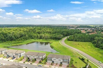 726 Legacy Dr in Davenport, FL - Building Photo - Building Photo