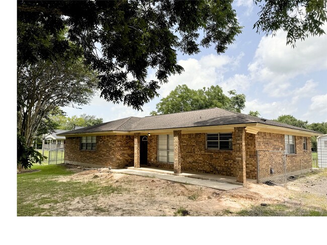 property at 547 County Rd 949E