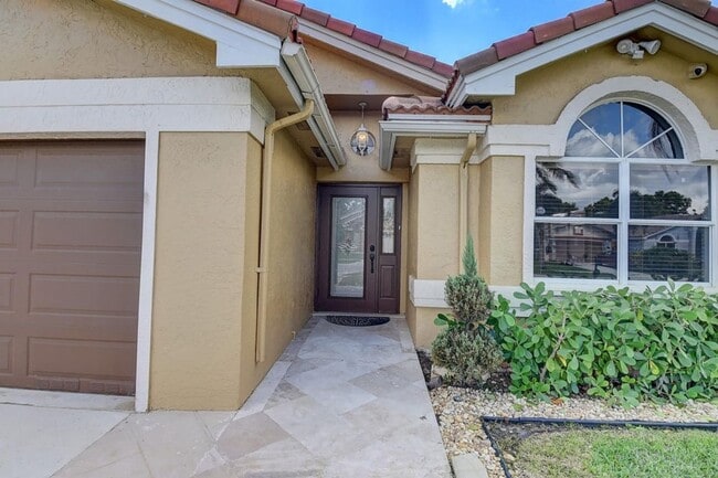 8561 Tourmaline Blvd in Boynton Beach, FL - Building Photo - Building Photo