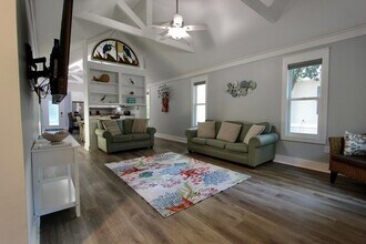 8 Sally Ln in Santa Rosa Beach, FL - Building Photo - Building Photo