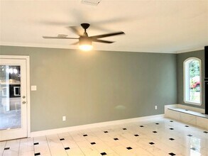 2606 N Woodloch St in Conroe, TX - Building Photo - Building Photo
