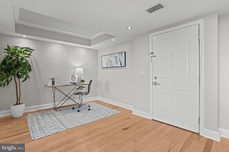 1220 N Fillmore St in Arlington, VA - Building Photo - Building Photo