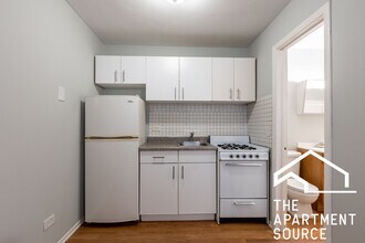 4608 N Dover St, Unit 2C in Chicago, IL - Building Photo - Building Photo