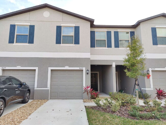 property at 9625 Pembrooke Pines Dr