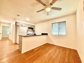 1118-1120 Hazelton St in San Marcos, TX - Building Photo - Building Photo