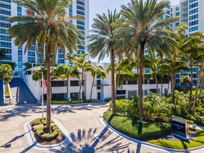 Aquazul Condominium Lauderdale by the Sea in Pompano Beach, FL - Building Photo - Building Photo