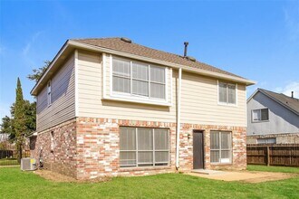 4110 President's Dr W in Houston, TX - Building Photo - Building Photo