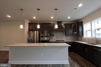 22466 Foundation Dr in Ashburn, VA - Building Photo - Building Photo