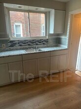 11110 Wayburn St in Detroit, MI - Building Photo - Building Photo