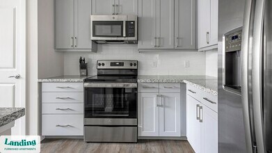 1148 Silber Rd in Houston, TX - Foto de edificio - Building Photo