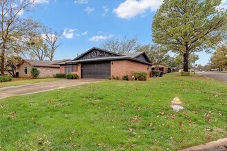 509 Dean Dr in Denison, TX - Building Photo - Building Photo