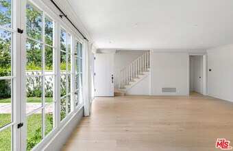 152 S Camden Dr in Beverly Hills, CA - Building Photo - Building Photo
