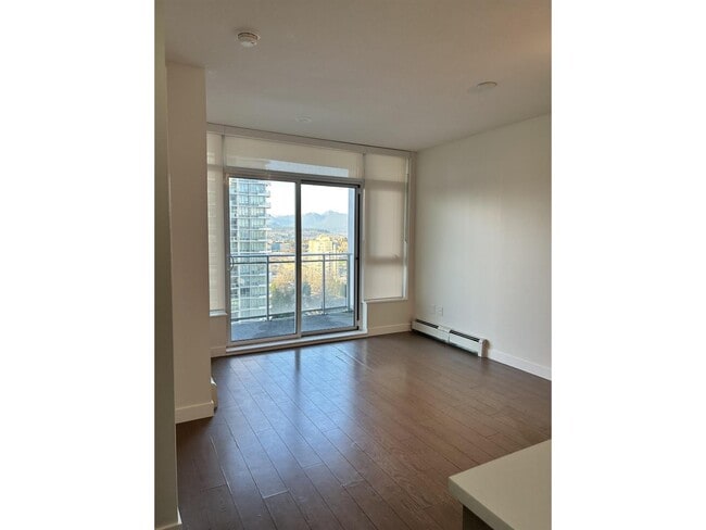 13308-13308 Central Ave in Surrey, BC - Building Photo - Building Photo