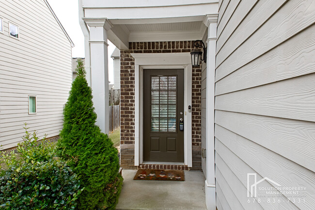 332 Hardy Ives Ln in Lawrenceville, GA - Building Photo - Building Photo