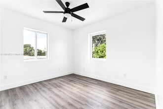725 81st St in Miami Beach, FL - Building Photo - Building Photo
