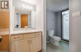 87(A) TAMVALE Crescent in Kitchener, ON - Building Photo - Building Photo