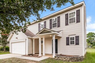 10126 Green Hedge Ave in Charlotte, NC - Building Photo - Building Photo