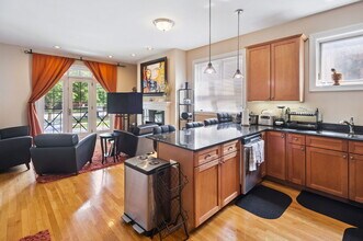 4210 N California Ave in Chicago, IL - Building Photo - Building Photo