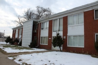 16165 Schaefer Hwy in Detroit, MI - Building Photo - Building Photo