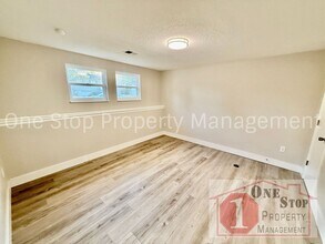 1931 S Leslie Dr in Independence, MO - Building Photo - Building Photo