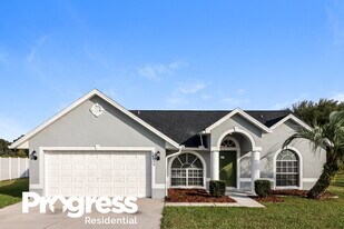 38926 Carr Dr in Zephyrhills, FL - Building Photo