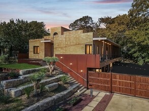 8635 San Leandro Dr in Dallas, TX - Building Photo - Building Photo