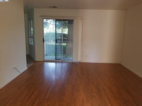 4721 Nicol Common in Livermore, CA - Building Photo - Building Photo
