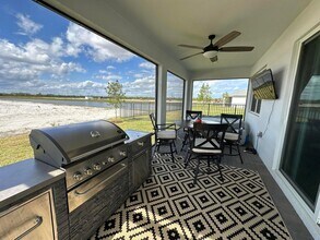 10230 SW Orana Dr in Port St. Lucie, FL - Building Photo - Building Photo