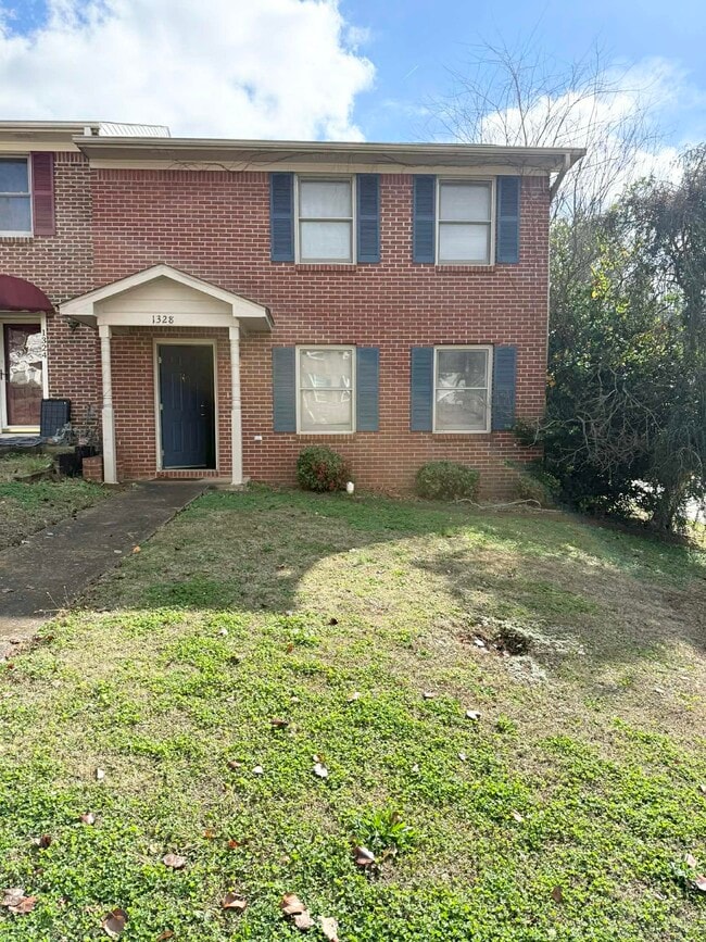 property at 1328 Grayson Valley Pkwy