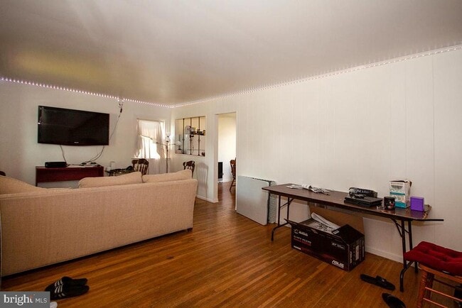 10 Sherwood Ln in Glassboro, NJ - Building Photo - Building Photo