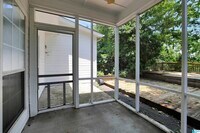 718 3rd St NE photo'