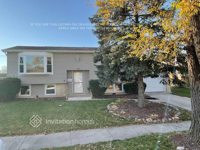 property at 5935 Essex Rd