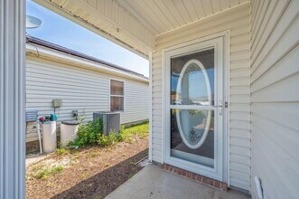7648 Chablis Cir in Gulf Breeze, FL - Building Photo - Building Photo