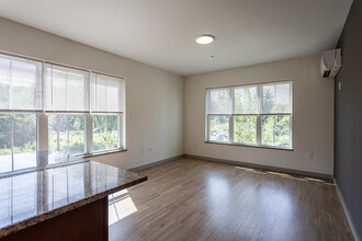 Seventy University Drive in Amherst, MA - Building Photo - Interior Photo