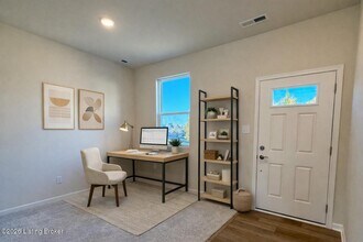 16901 Aiken Rd in Louisville, KY - Building Photo - Building Photo