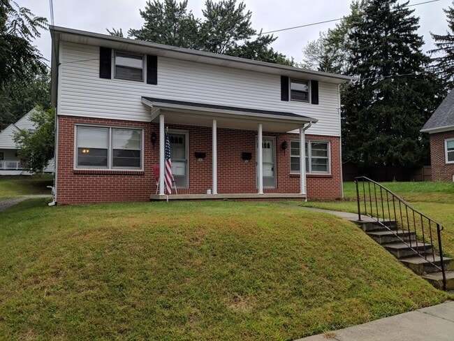 property at 713-713 Fairbanks St