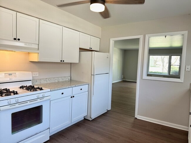 525 Ryan Ln in West Dundee, IL - Building Photo - Building Photo