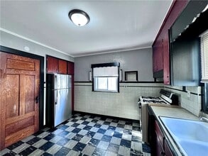 1.5 Marigold St in Rochester, NY - Building Photo - Building Photo