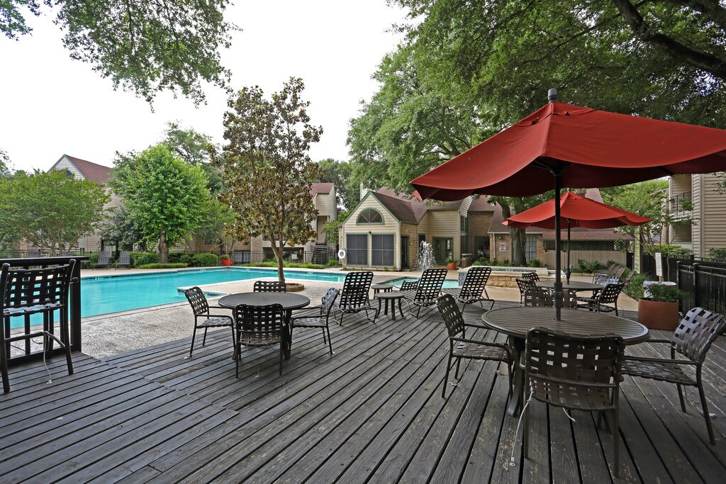 Magnolia Court Apartments in Austin, TX